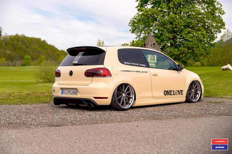  Volkswagen Golf GTi on Vossen Wheels (VWS-1) 2016 года  (фото 32 из 34)